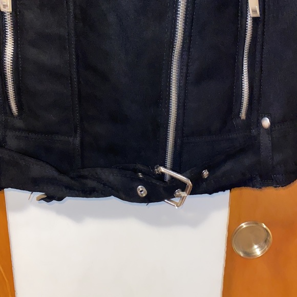 🖤NWOT Maralyn & Me Faux Shearling Moto Jacket - Picture 7 of 15